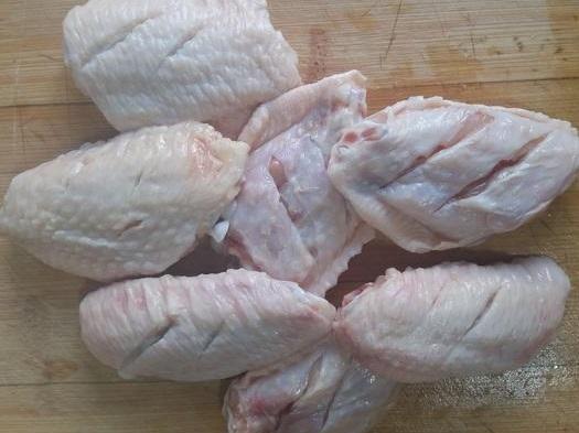 教你如何在家做出香辣焦香的干鍋土豆雞翅 教你如何在家做出香辣焦香的干鍋土豆雞翅