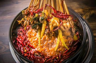 麻辣燙技術培訓哪里好?蜀味緣經營靈活總部全程幫扶