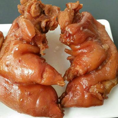 成都涼鹵技術培訓班哪里好？理論常識與操作實踐相配合