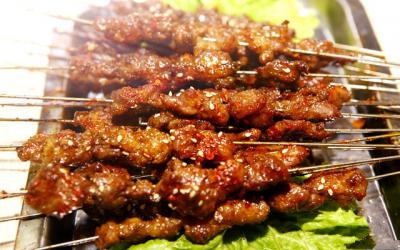 成都燒烤培訓(xùn)班有哪里有？讓商家順暢開(kāi)業(yè)