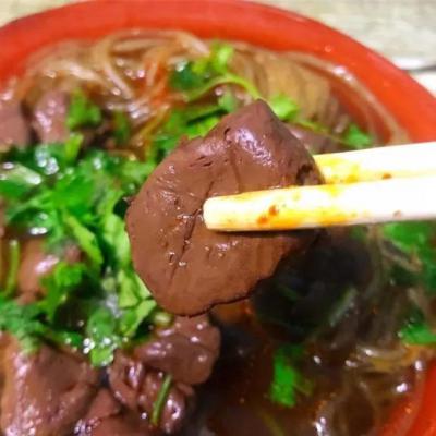 鴨血粉絲技術(shù)培訓(xùn)學(xué)校哪里好?湯料制作技巧