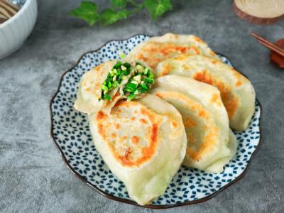 成都哪里可以培訓韭菜盒子技術？小吃技術培訓學校