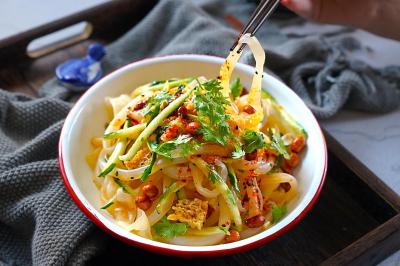 涼皮培訓哪個好？教你在家做涼皮