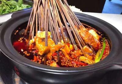 火鍋串串香培訓(xùn)哪個強?特征的配方底料