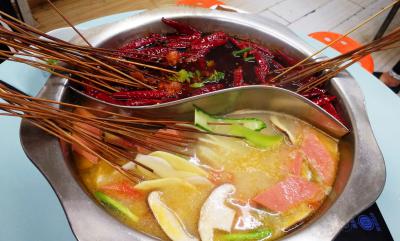 成都串串香技術培訓哪里好?正宗串串香技術培訓