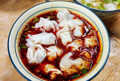 學(xué)習(xí)正宗抄手餡技術(shù)培訓(xùn)哪里好?龍抄手培訓(xùn)