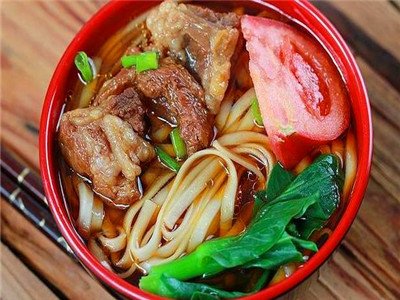 牛肉面食技術培訓班哪里比較好?牛肉面食培訓學校