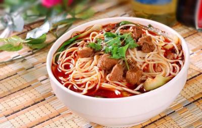 牛肉面食技術培訓學校哪里好？蜀味緣不會限制學員材料