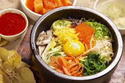 石鍋拌飯技術(shù)培訓(xùn)要去哪里學(xué)?