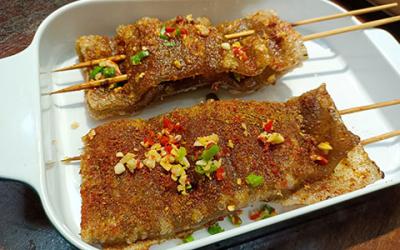 烤苕皮技術(shù)培訓(xùn)哪里好?  烤苕皮技術(shù)培訓(xùn)哪里好?