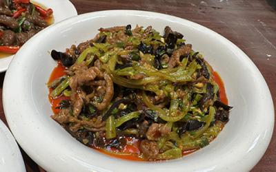 川菜技術培訓多少錢? 川菜技術培訓多少錢?