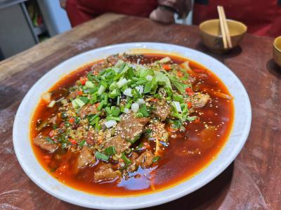 哪里能學(xué)做冒菜技術(shù)?蜀味緣培訓(xùn)機(jī)構(gòu)助您成功開店!