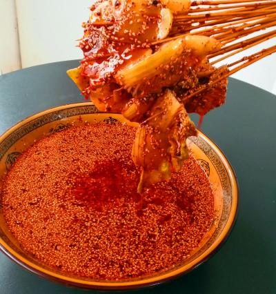 樂(lè)山缽缽雞培訓(xùn)去哪里?蜀味緣——您通往正宗川味小吃的創(chuàng)業(yè)捷徑!